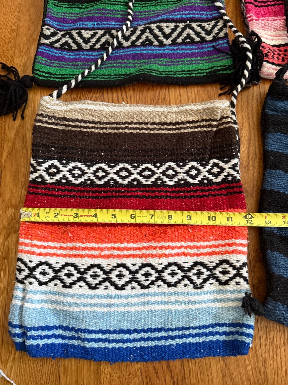 9 Mexican serape blacker crossbody bags - Picture 5 of 6